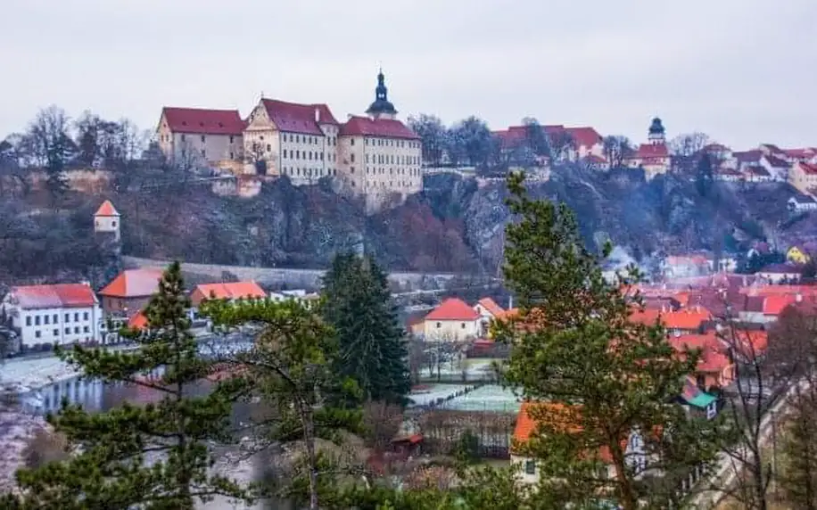 Jižní Čechy: Bechyně u zámku a muzea v Hotelu Panská *** se snídaněmi či polopenzí a vstupem do infrasauny