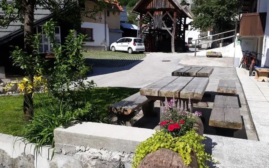 Slovinsko - Bohinj: Apartments & Hostel Bohinj