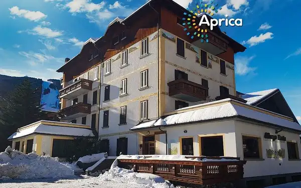 Hotel Posta – 6denní lyžařský balíček se skipasem a dopravou v ceně, Aprica