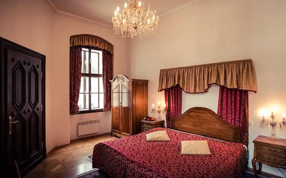 Hluboká nad Vltavou, Jihočeský kraj: Hotel Štekl