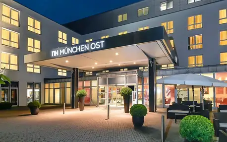 4* hotel v Mnichově: snídaně, sauny a vstup do zoo