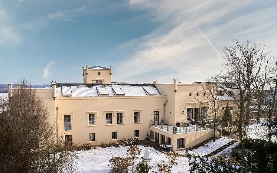 Noc na zámku Chateau Trnová s 5-chodovým degustačním menu, snídaní a neomezeným wellness