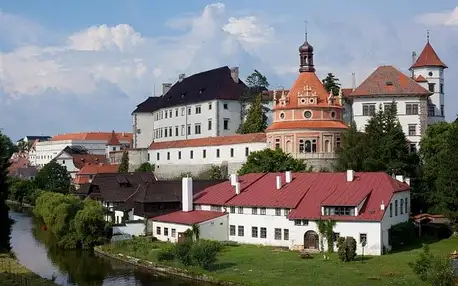 Jindřichův Hradec - Orea Hotel Concertino Zlatá Husa, Česko