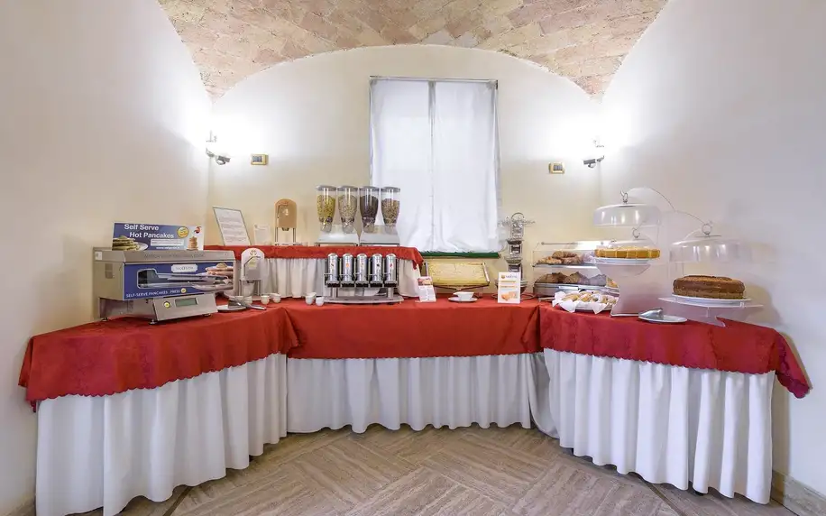 Pobyt v Římě: hotel jen 2,5 km od Kolosea i snídaně