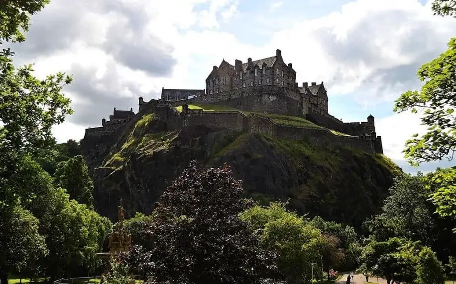 Edinburgh – Kouzelný výlet do Skotska pro dva nebo s celou rodinou 2 dny / 1 noc, 2 osoby, snídaně