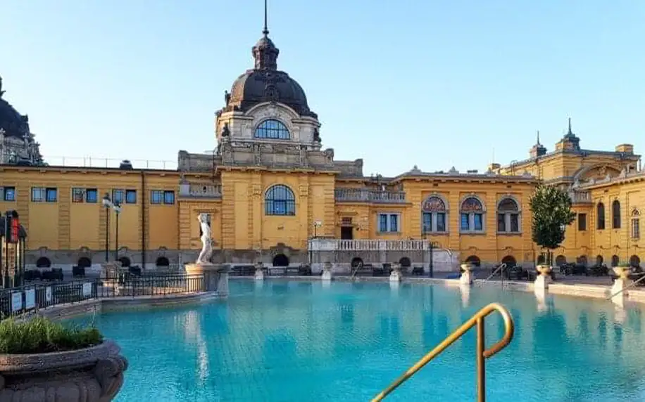 Budapešť u parku v Hotelu Bobbio *** s celodenním vstupem do lázní Széchenyi či Lukács, saunou a snídaněmi