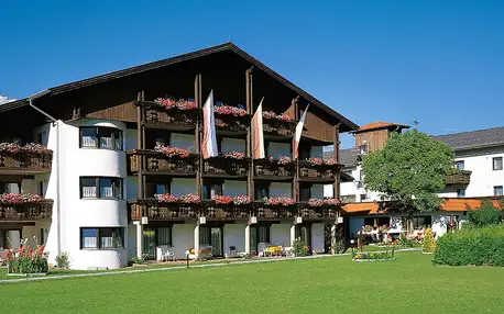 Léto u Innsbrucku: 3* hotel s polopenzí a wellness