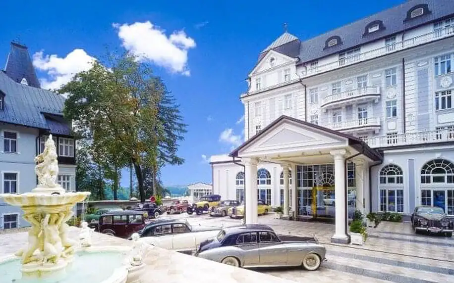 Mariánské Lázně: 5* Hotel Esplanade Spa & Golf Resort s bazénem, Římskými lázněmi a procedurou + snídaně