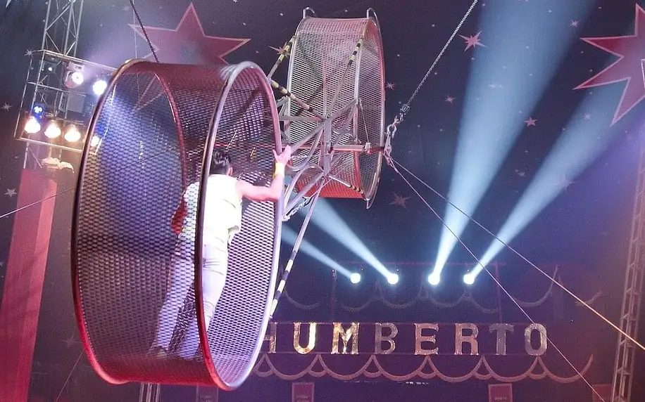 Nejnovější show Cirkusu Humberto v Českém Krumlově