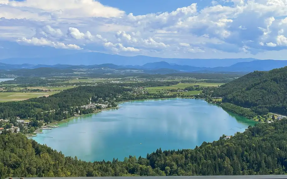 Rodinná dovolená u jezera Klopeiner See s bazénem