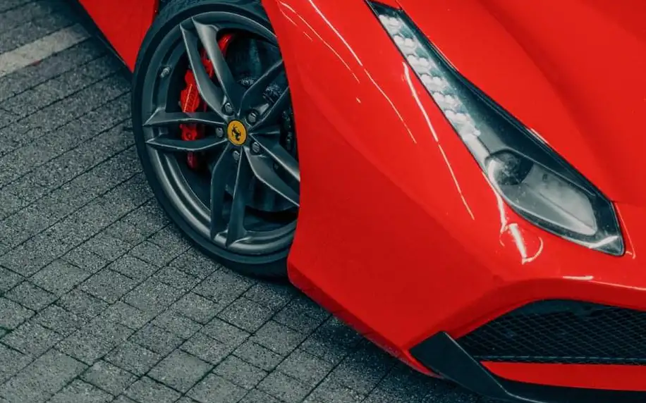 Jízda ve Ferrari 488 - 20 minut