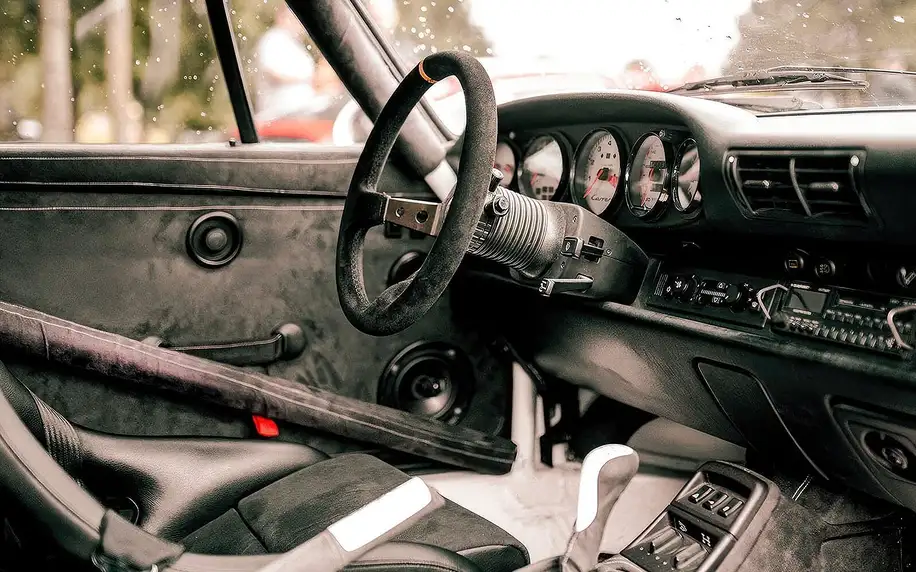 15–60min. zážitkové jízdy v Porsche: 6 legendárních vozů dle výběru