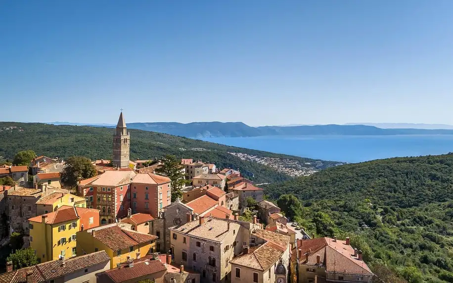 Pobyt v Rabacu na Istrii, polopenze i brunch, 3. osoba zdarma