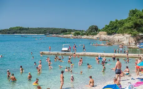 Pobyt u chorvatské Puly: ubytování přímo na pláži i first minute sleva