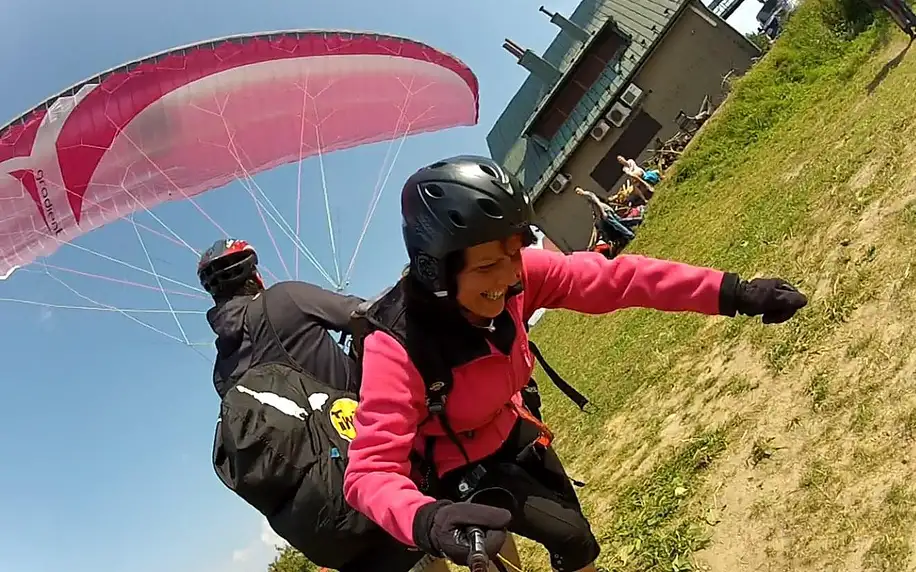 Paraglidingový tandemový let na míru i video z letu