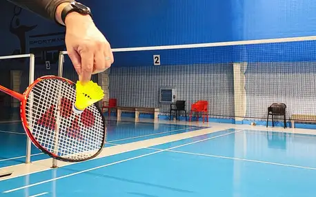 Dopolední badminton pro dva se zapůjčením vybavení