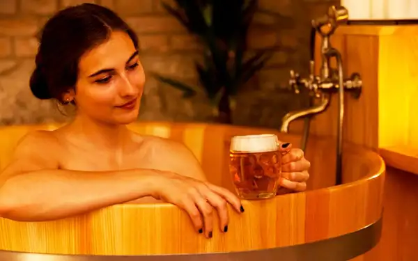 Sauna, pivní lázeň i neomezená konzumace piva