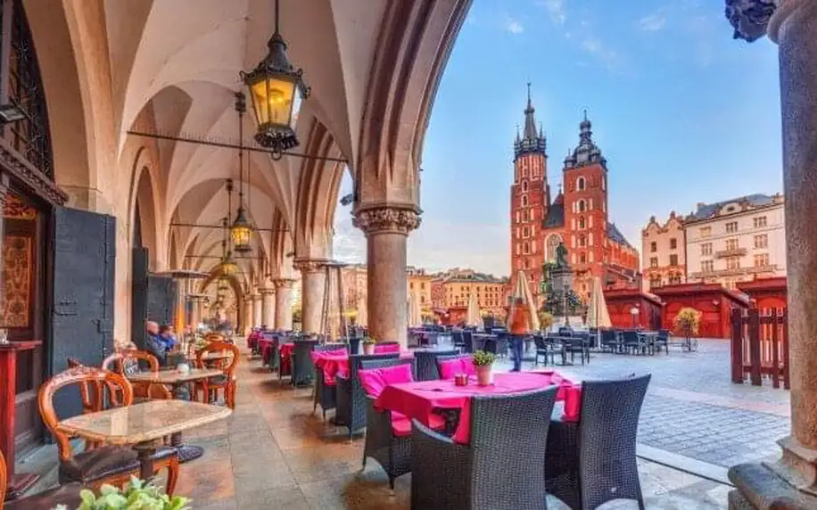 Krakov přímo v centru a 10 minut od hradu Wawel v designovém Hotelu Estera **** se snídaní či polopenzí