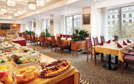 Bufetová snídaně v hotelu Ramada na Václaváku