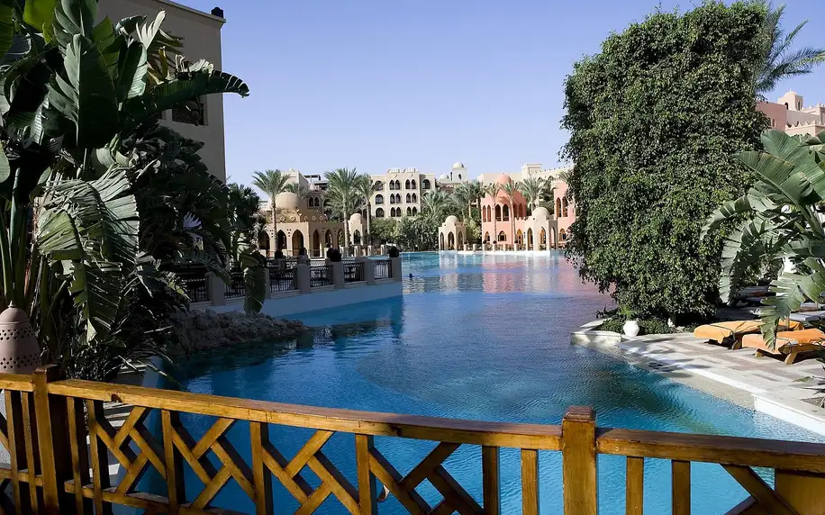 Egypt: letenky, transfer, all inclusive a 4* hotel u pláže