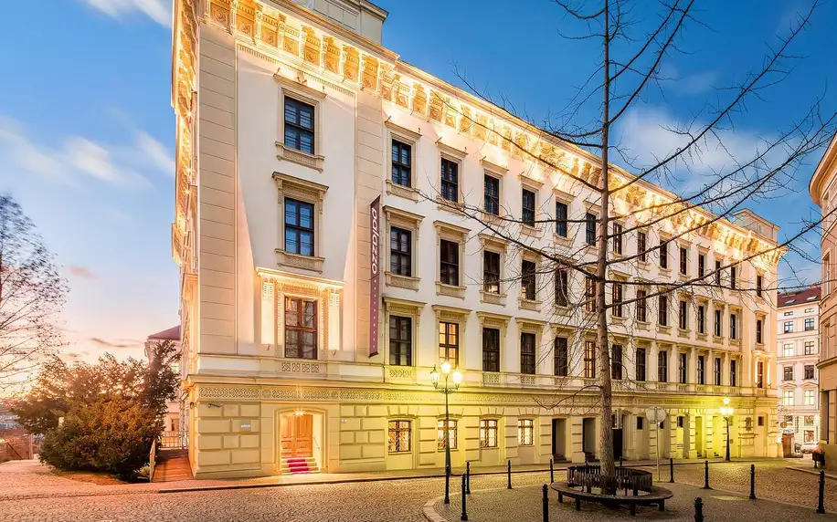 Luxusní 5* hotel v Brně se snídaní či polopenzí