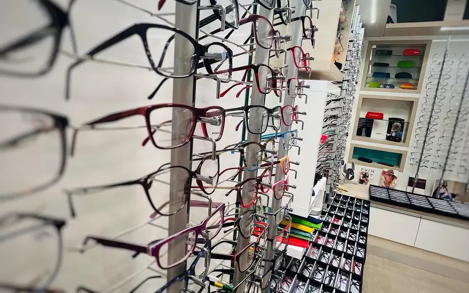 Až 3000 Kč na brýlové obruby a čočky v NOVAOPTIK