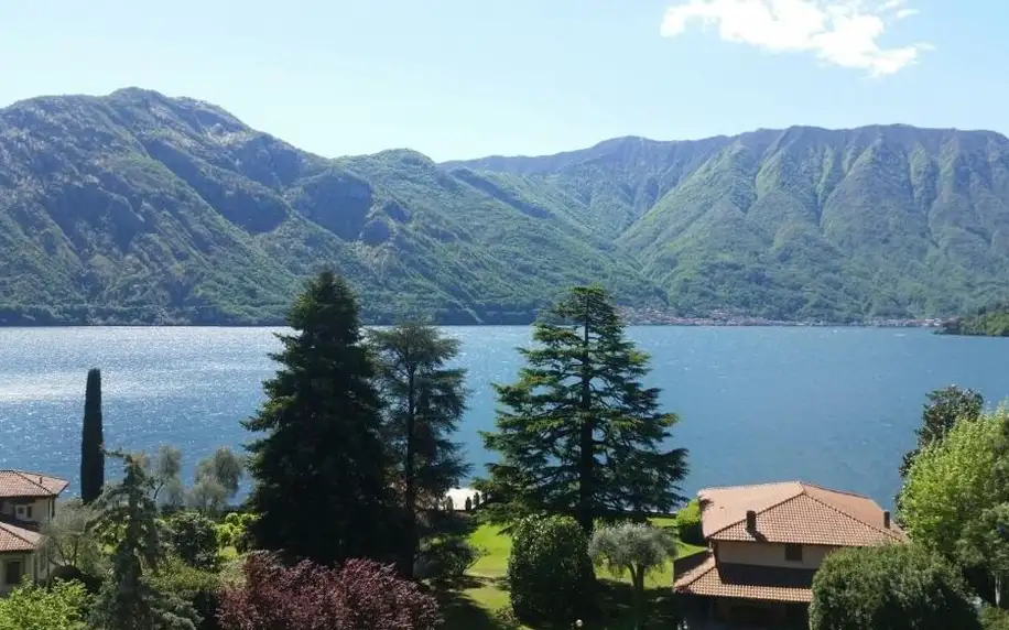 Itálie - Italské Alpy: Hotel Lario