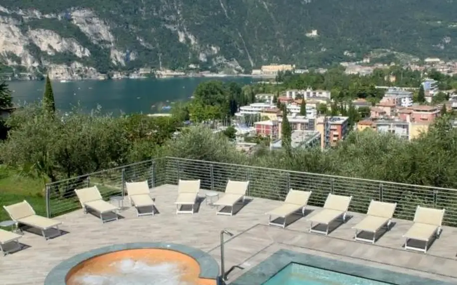 Itálie - Lago di Garda: Hotel Benacus Panoramic