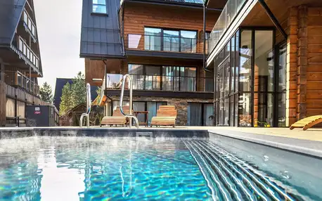 Moderní hotel v Zakopaném: bazén, sauna i vířivka