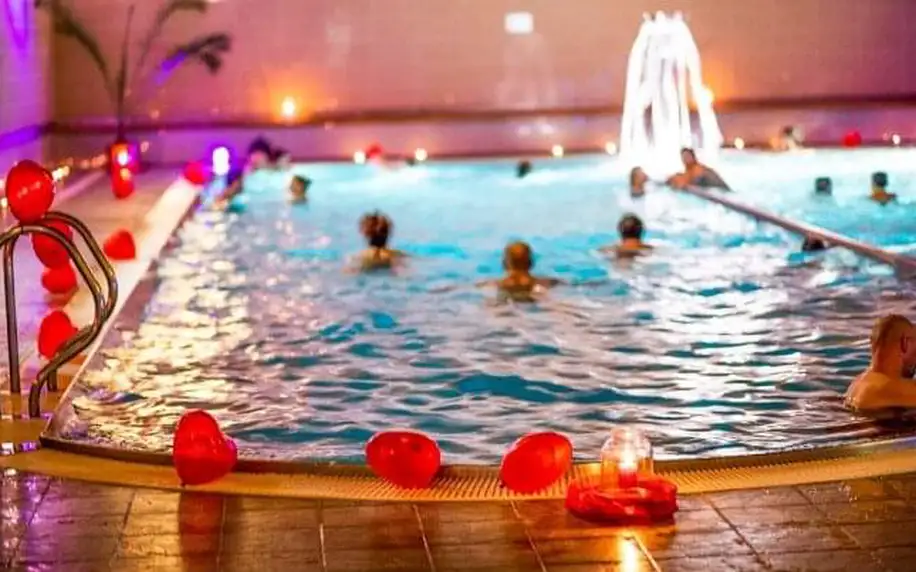 Dudince: Hotel Hviezda *** s neomezeným bazénovým i saunovým světem, procedurami a koly + polopenze/plná penze