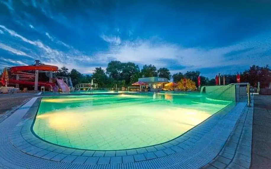 Dudince jen 500 m od lázní: Penzion U Mlynárky s polopenzí, bazénem, luxusním wellness centrem a masáží