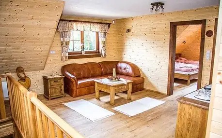 Pobyt u U CHKO Strážovské vrchy s vůní dřeva v apartmánu Salaše Kľak s polopenzí a minizoo + 3 dětská hřiště