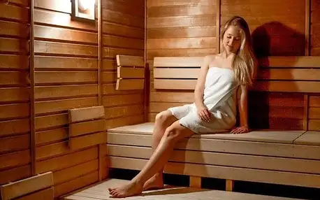 Beskydy: Ibis Styles Relax Rožnov pod Radhoštěm *** s polopenzí a vnitřním i venkovním bazénem + sauna