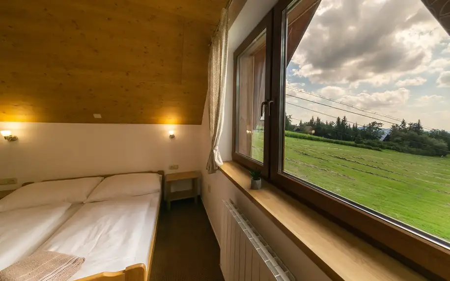 Horský hotel v srdci Valašska: strava, sauna, skipas i kola