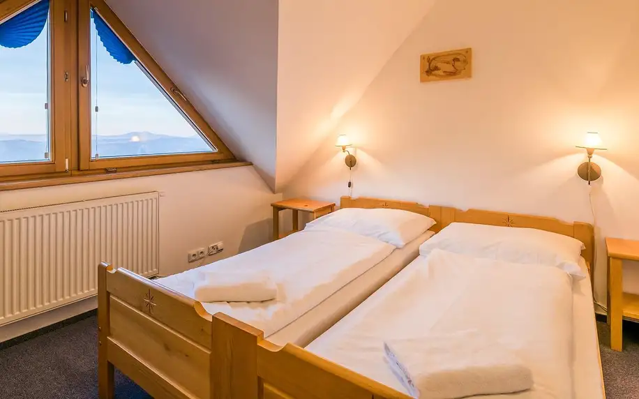 Horský hotel v srdci Valašska: strava, sauna, skipas i kola