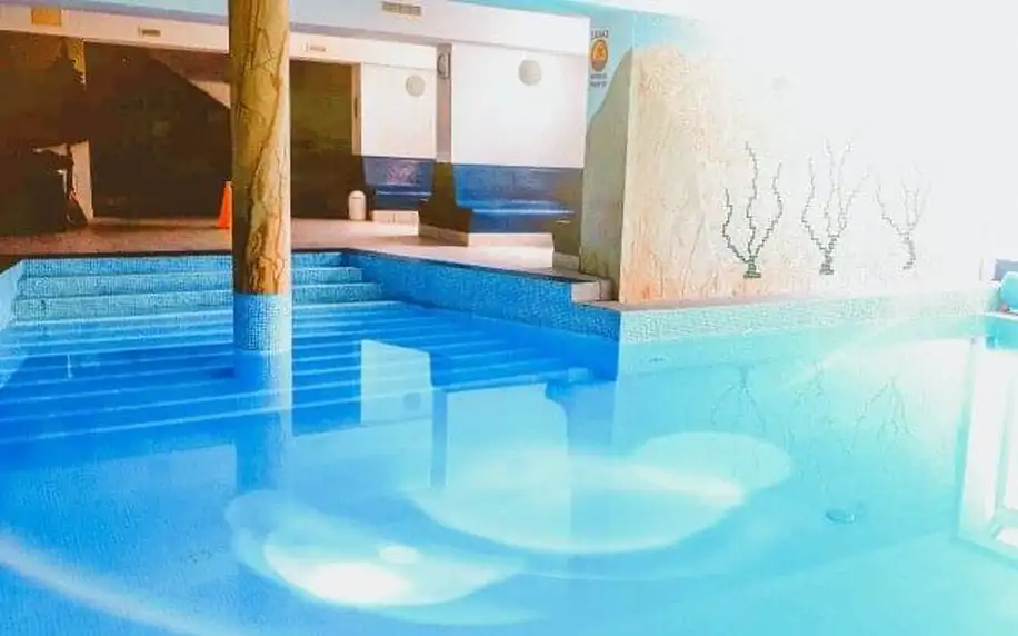 Polské Krkonoše u lanovky na Sněžku v Hotelu Corum *** se snídaní a neomezeným bazénem a finskou saunou