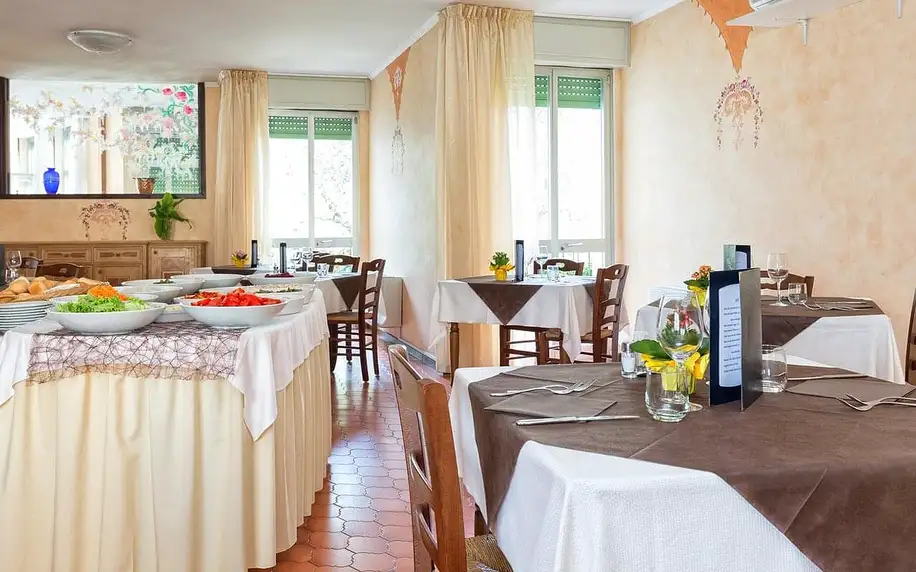 3* hotel u Lago di Garda: pláž, jídlo, first minute ceny
