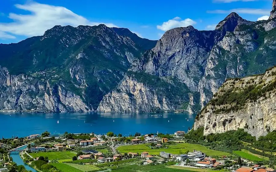 Wellness hotel mezi Dolomity a jezerem Lago di Garda 3 dny / 2 noci, 2 osoby, snídaně