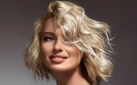 Pro krásné vlasy: střih s regenerací i barvení