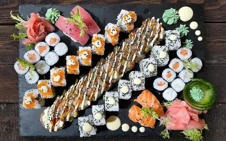 Sushi menu o 38 či 46 ks zarolovaných mňamkách