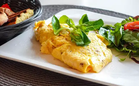 Snídaně dle výběru pro 1 či 2 os.: omeleta i lívance