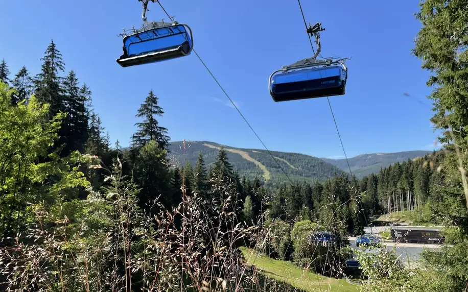 Pobyt ve Špindlu: polopenze, aquapark i dětské hřiště