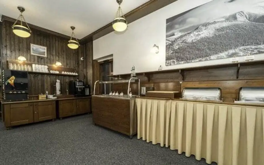 Krkonoše: Špindlerův Mlýn v Hotelu Jelínek *** s polopenzí a relaxací ve vířivce/sauně, anebo během masáže