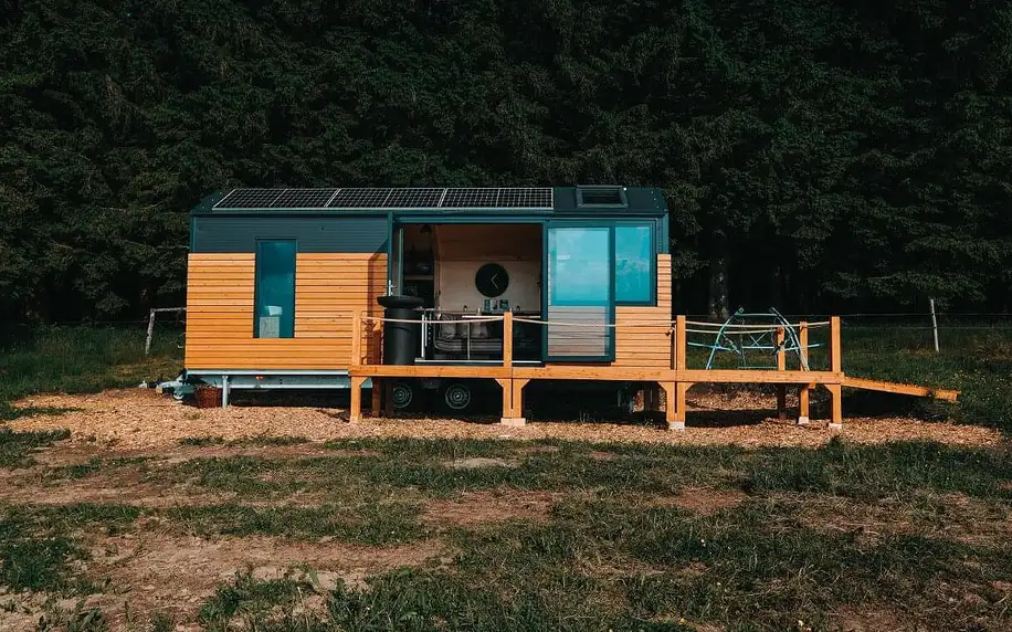 Klid na samotě: vybavený tiny house na Lipensku