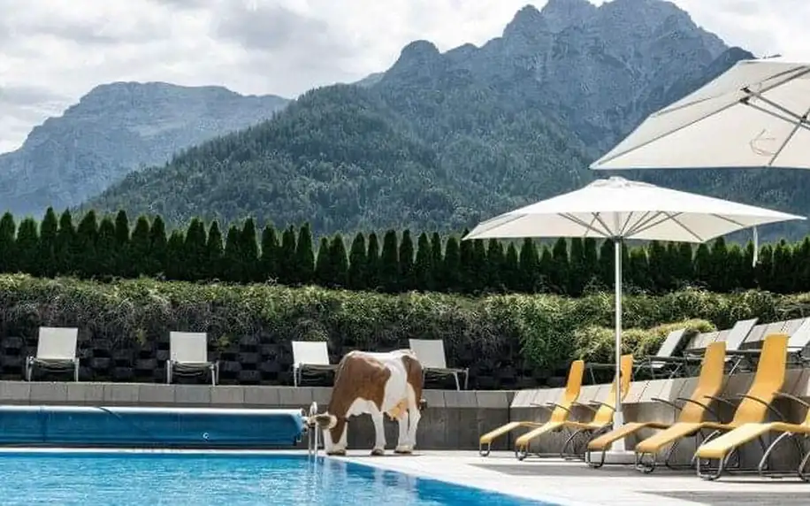 Tyrolsko v Elaya Hotel Steinplatte **** s polopenzí a neomezeným wellness (2 000 m²) s bazény a saunami
