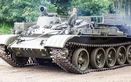 Řízení bojového nebo vyprošťovacího tanku VT-55