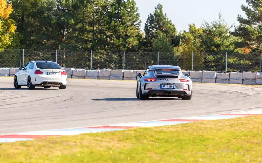 Adrenalinová jízda na závodním okruhu s Porsche GT3