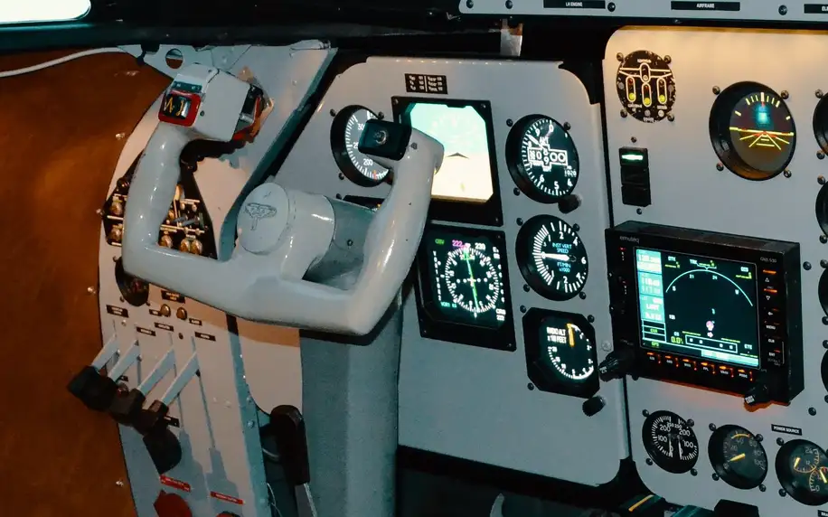 Adrenalinový let v simulátoru letounu L-410