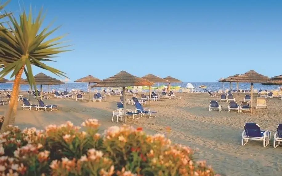 Kypr - Limassol letecky na 8-22 dnů