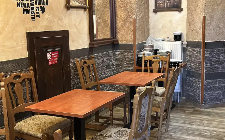 Kebab v tortile a nealko nápoj v centru Prahy